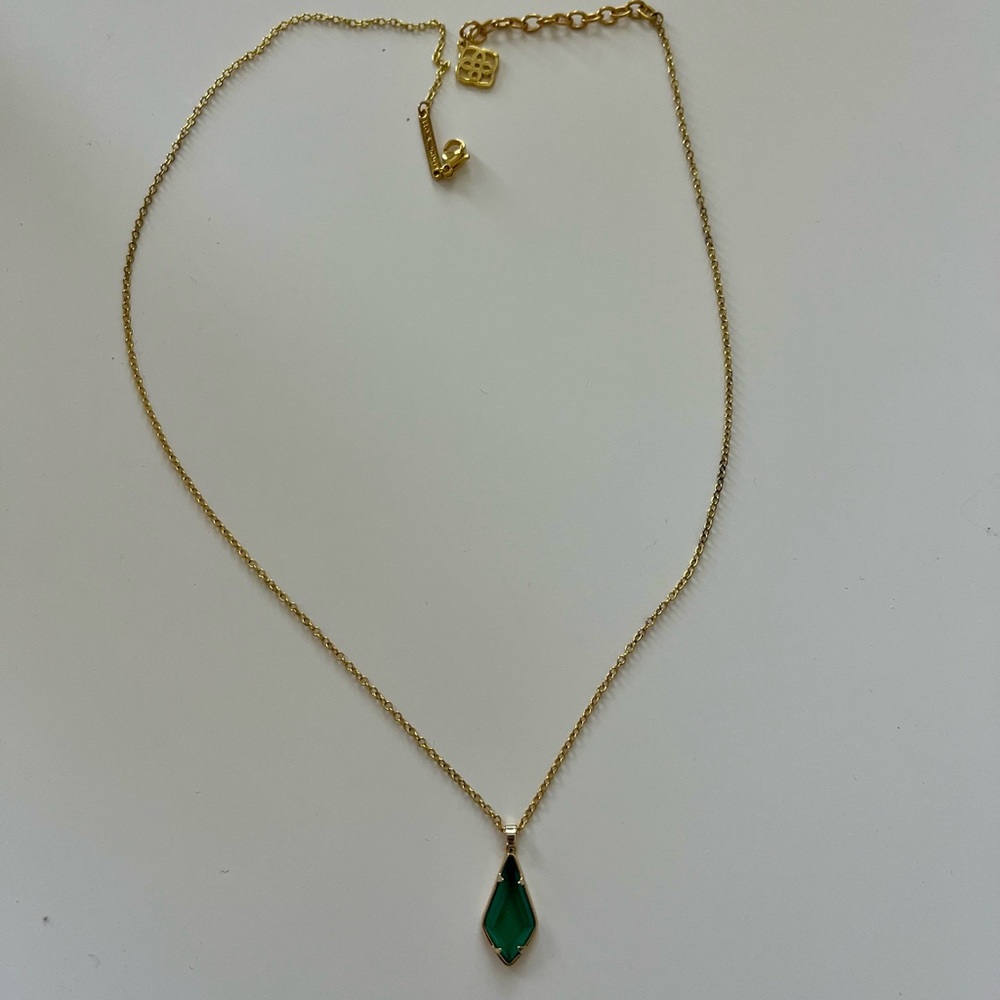 Kendra Scott Necklace